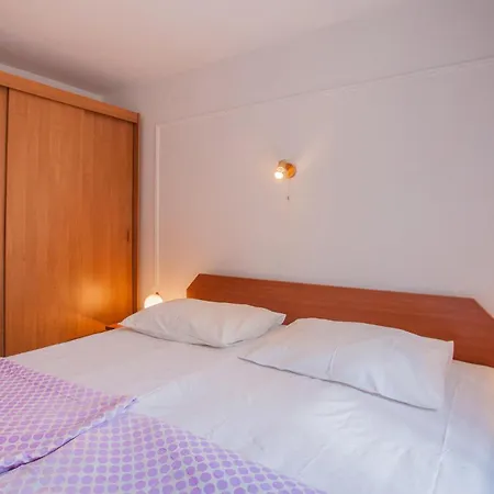 Gorgeous In With Kitchen