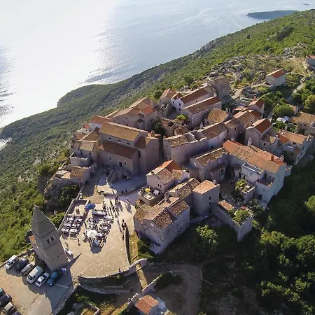 Appartement Gorgeous In With Kitchen *